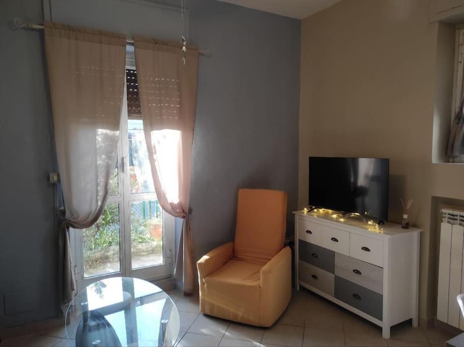 Sweet Lake Suite Arona Bagian luar foto